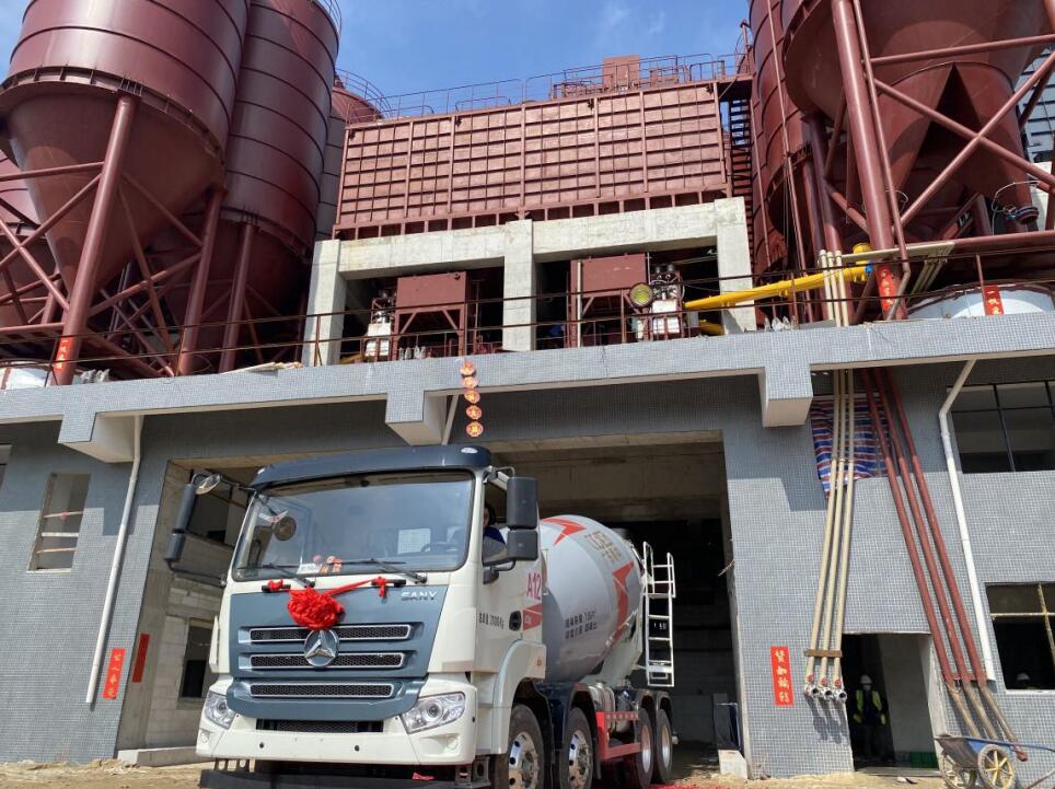 放心砼、粵構(gòu)造，第一車(chē)混凝土“新鮮出爐”